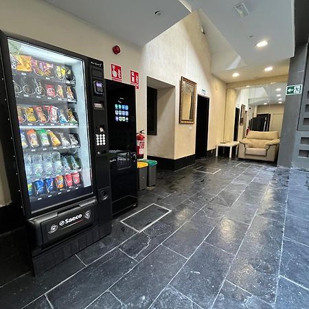 Center Sevilla Confort 7 Zewnętrze zdjęcie