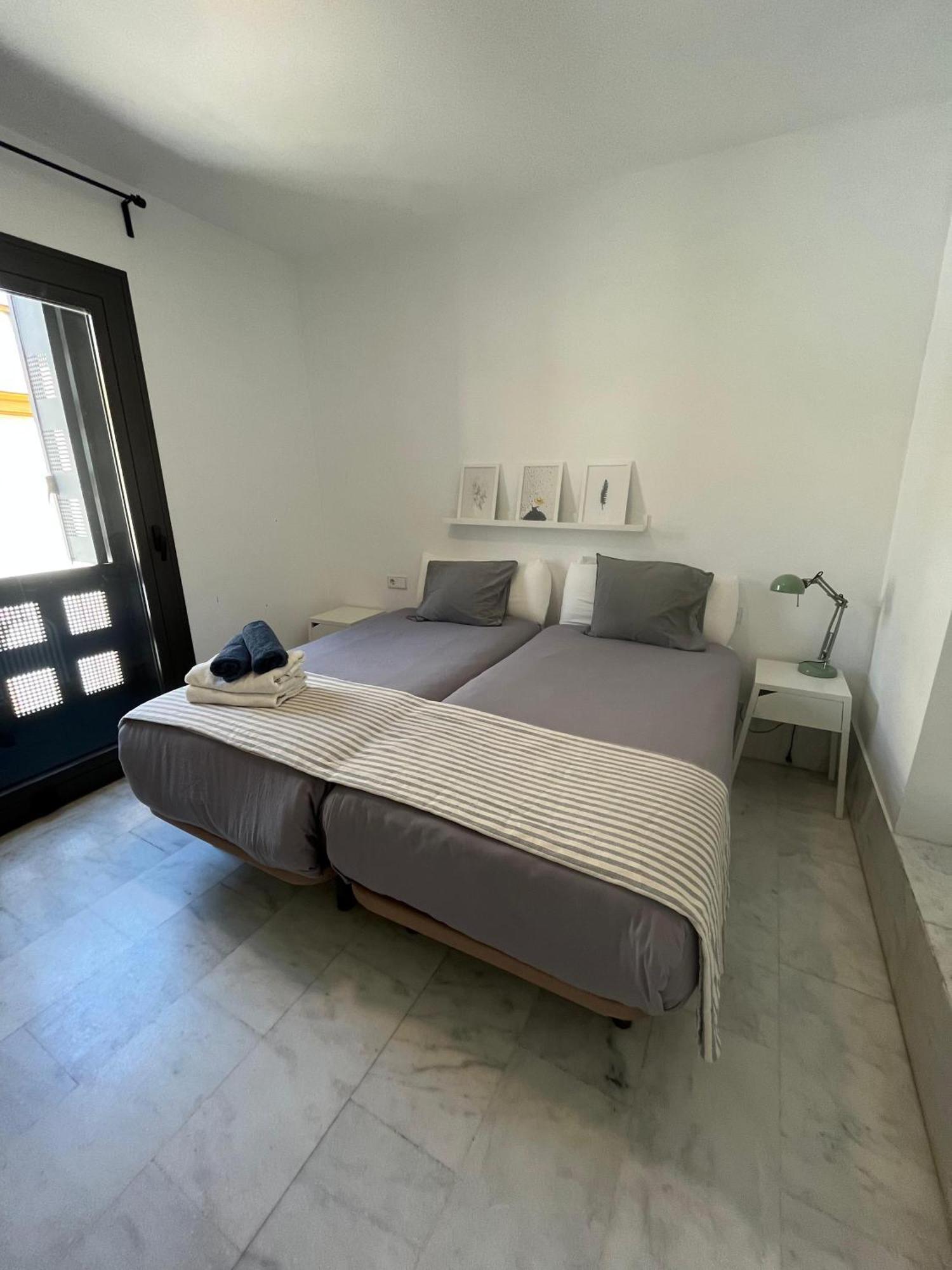 Center Sevilla Confort 7 Zewnętrze zdjęcie
